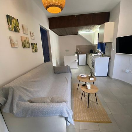 Oros Eros Apartment Hydra  Room photo