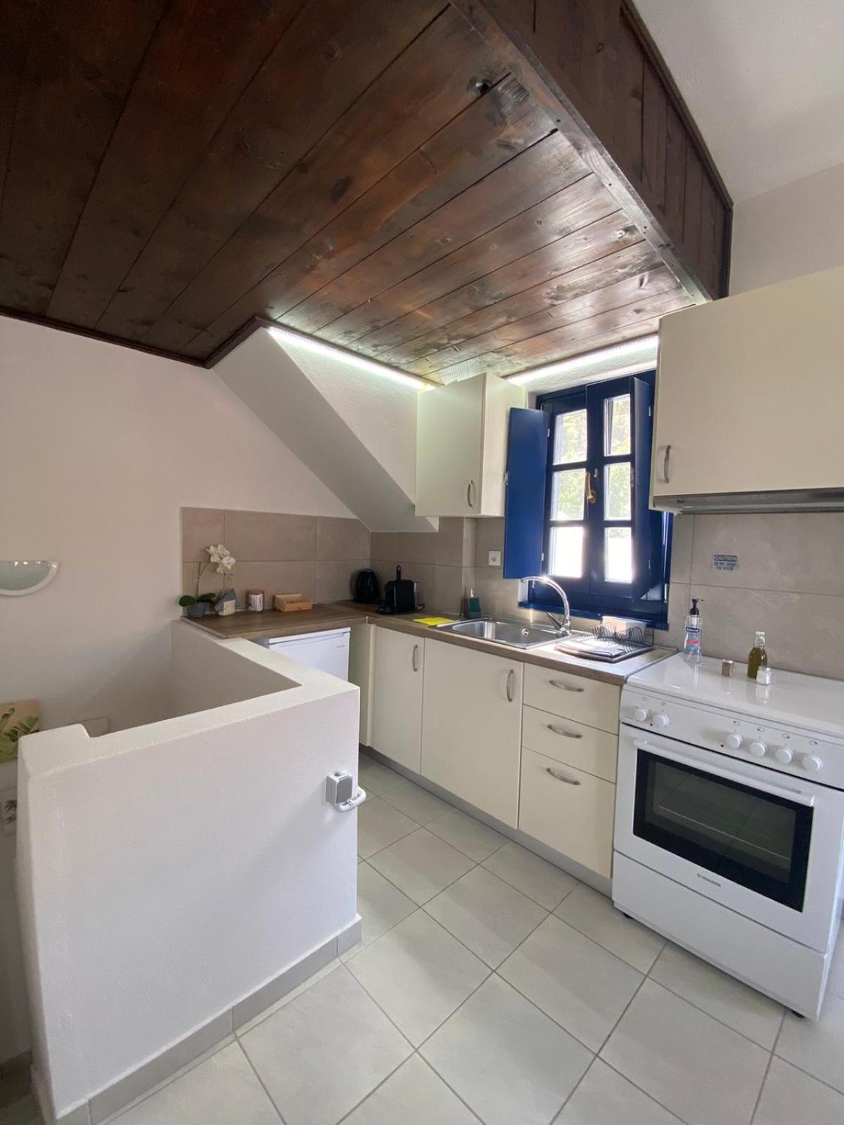 Oros Eros Apartment Hydra  Room photo
